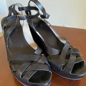 AGL size 8.5 black wedge sandals